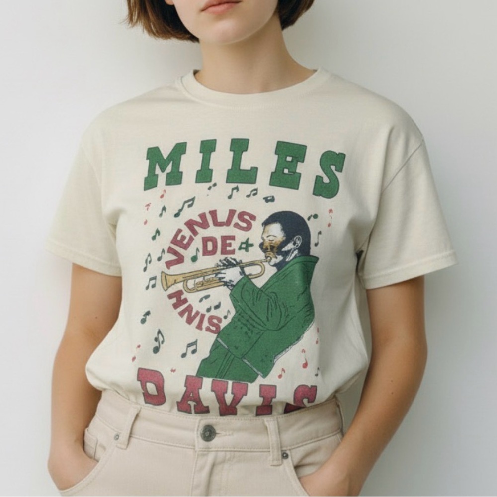 Junk Food Clothing Miles Davis Venus De Milo Flea Market Beige T-shirt XS